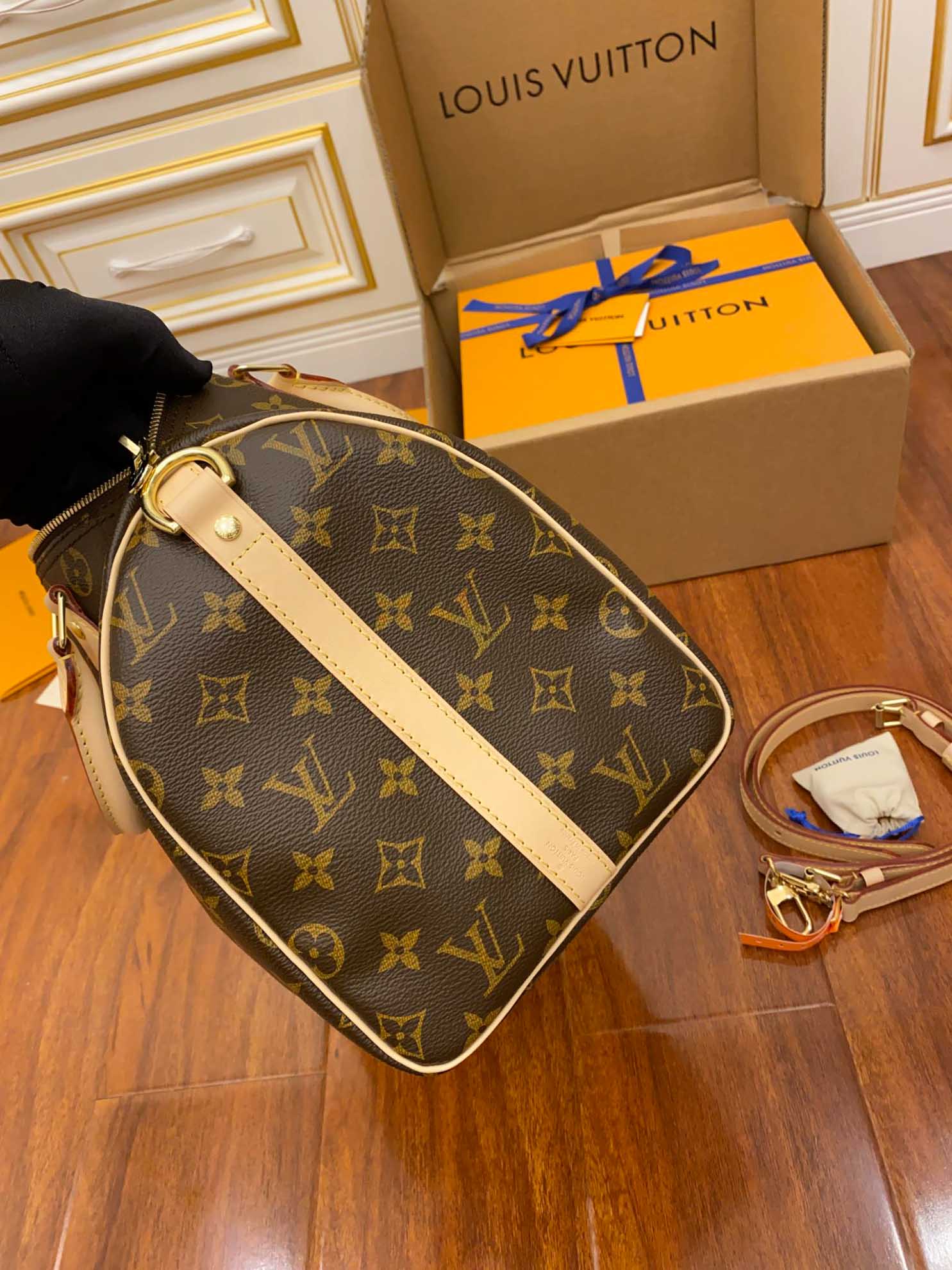 Túi Louis Vuitton Speedy Bandouliere 30 Monogram Canvas 