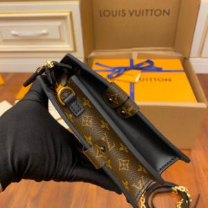 Túi Louis Vuitton Trunk Clutch Monogram Canvas Handbags