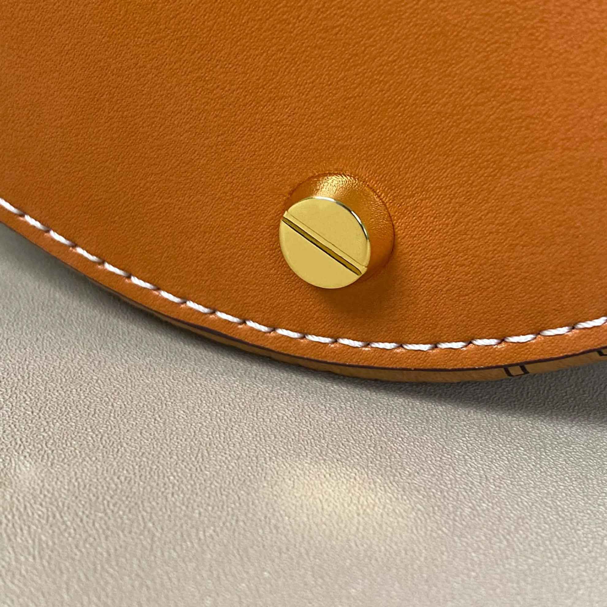 Túi MCM Cylinder Crossbody Visetos Cognac