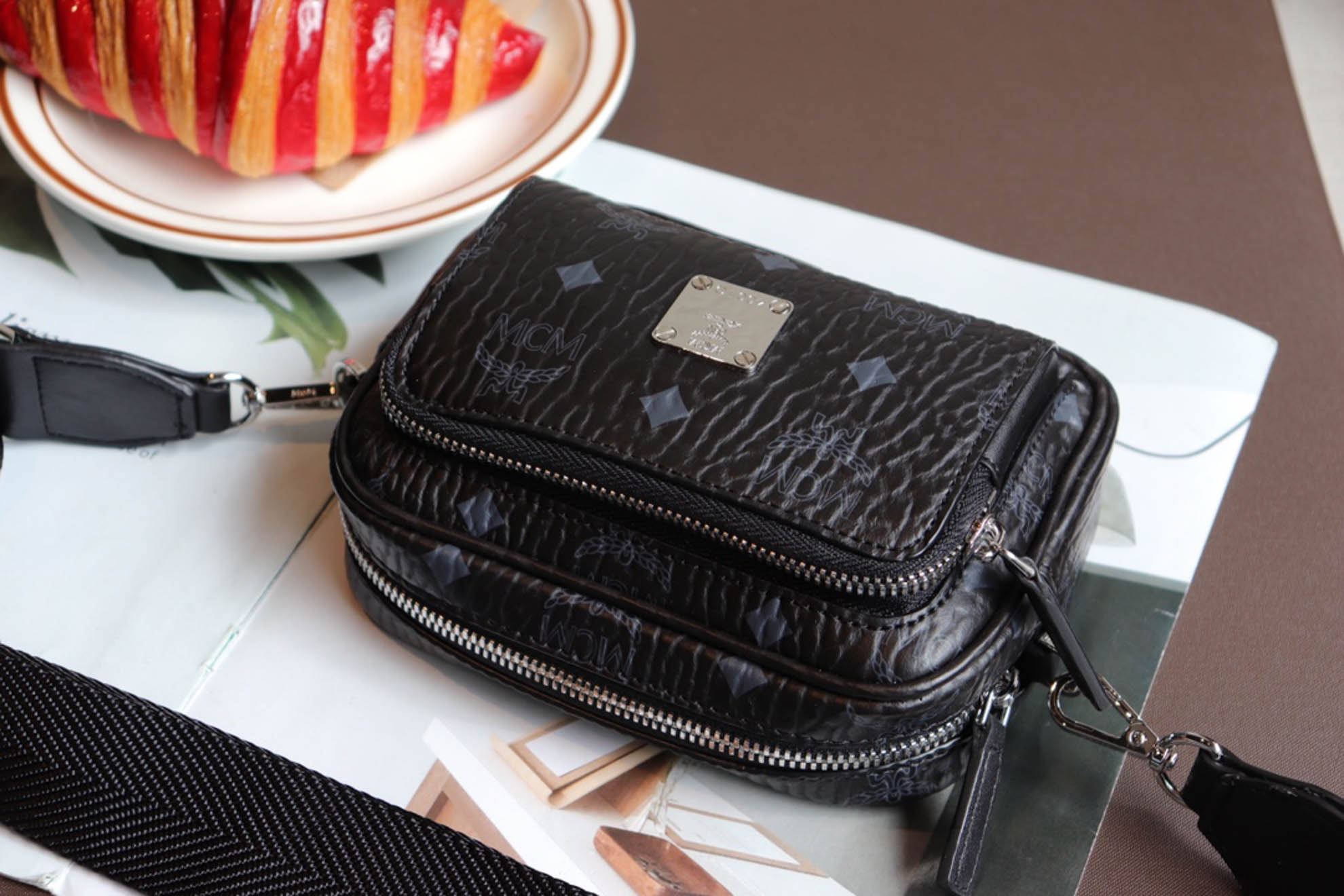 Túi MCM Klassik Crossbody in Visetos Black