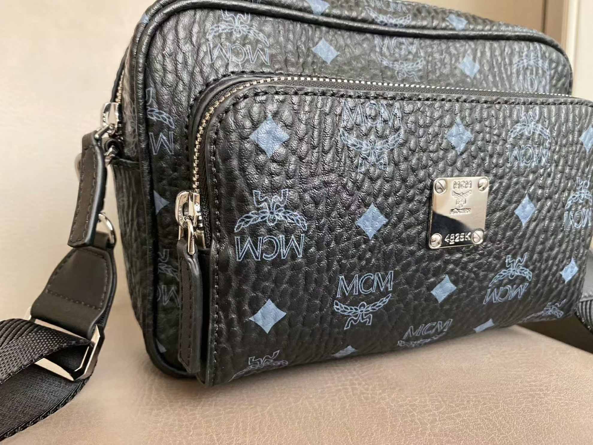 Túi MCM Klassik Crossbody in Visetos Black