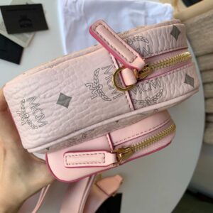 Túi MCM Klassik Crossbody in Visetos Pink