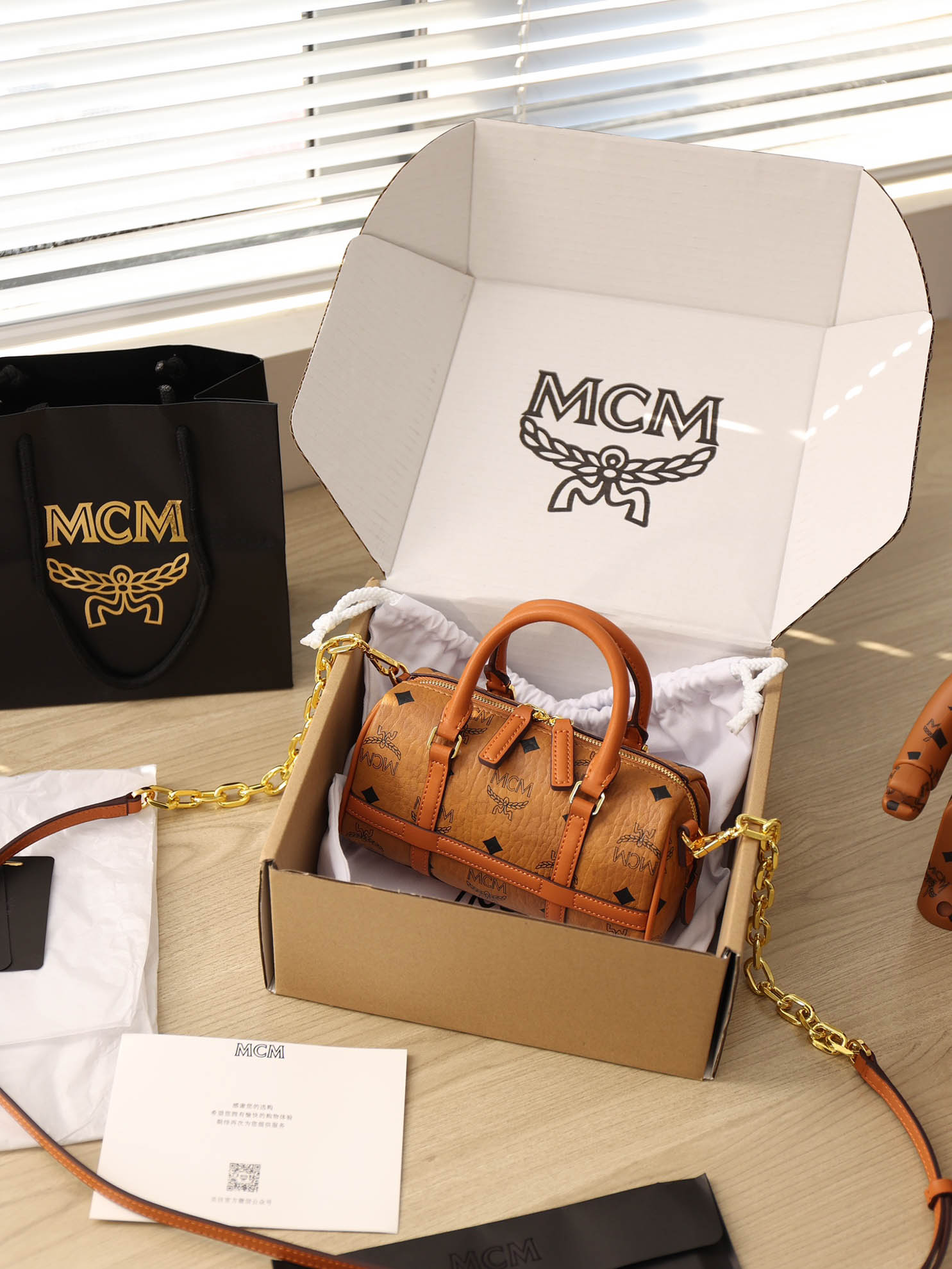 Túi MCM Mini Delmy Boston Bag In Visetos Cognac