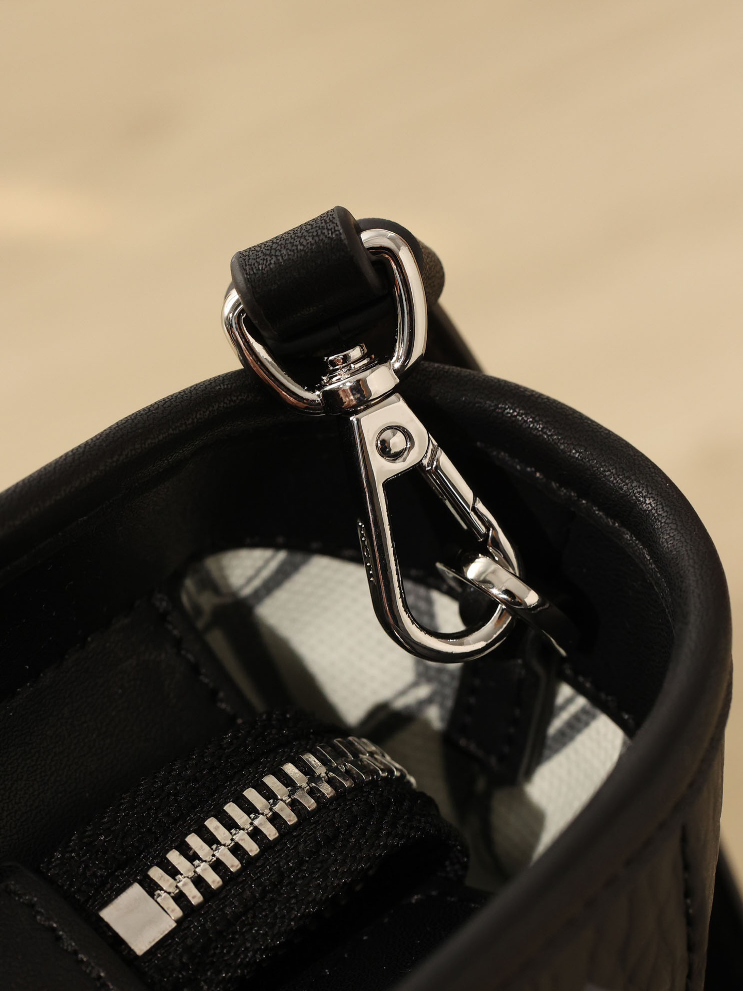 Túi MCM Mini Toni Shopper Visetos 'Black'