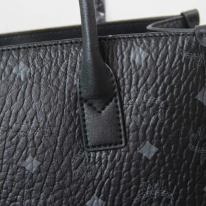 Túi MCM München Tote in Visetos ‘Black’