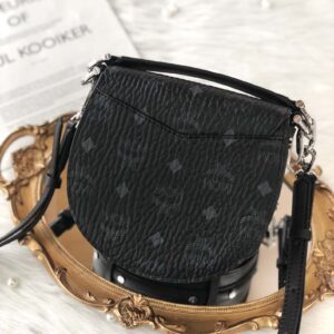 Túi MCM Patricia Round Crossbody Wallet in Visetos Black