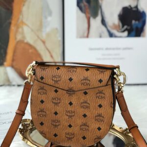 Túi MCM Patricia Round Crossbody Wallet in Visetos Cognac