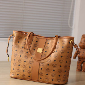 Túi MCM Reversible Liz Shopper in Visetos Cognac