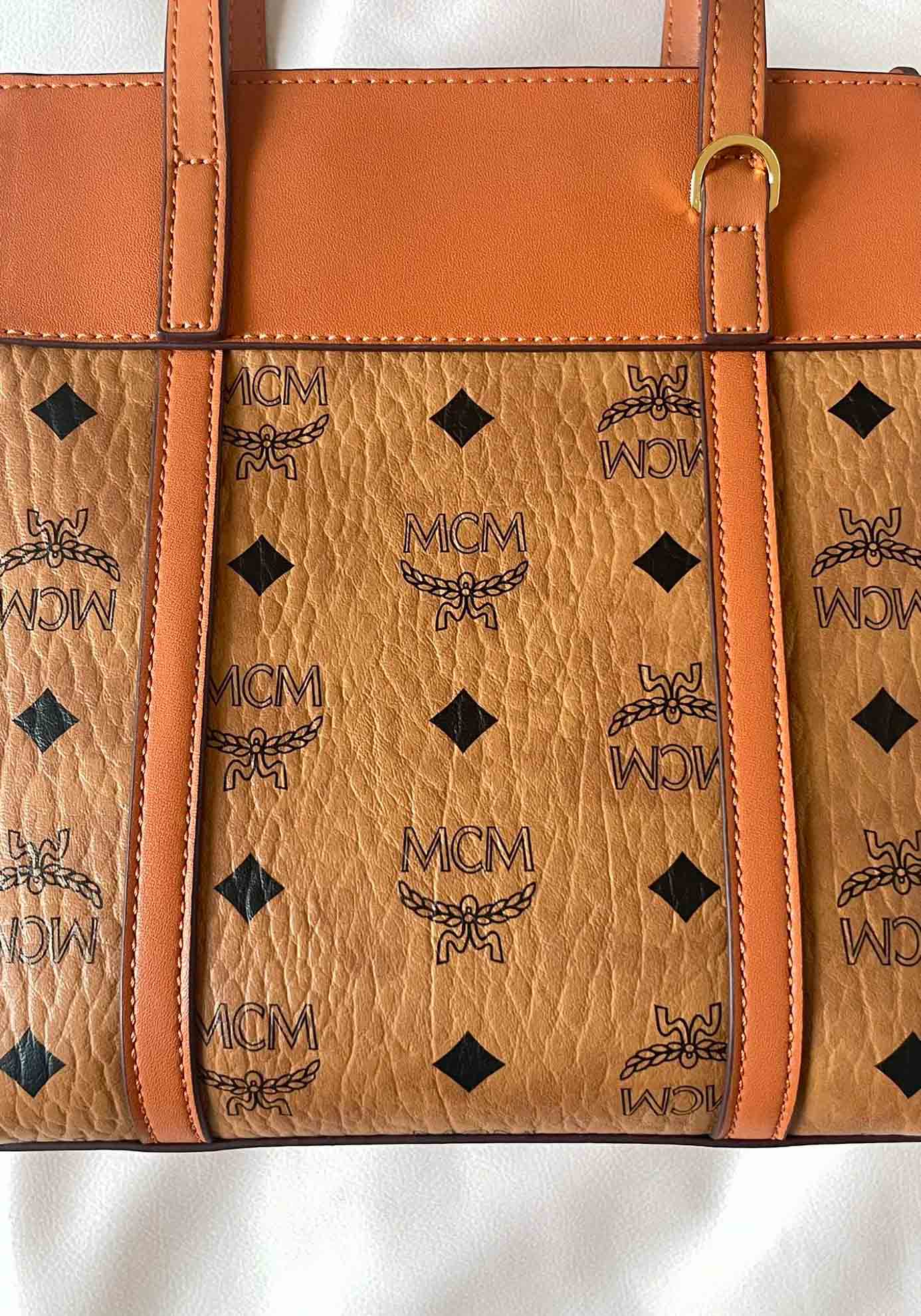 TÚI MCM Visetos Mini Aren Shopper Tote Cognac