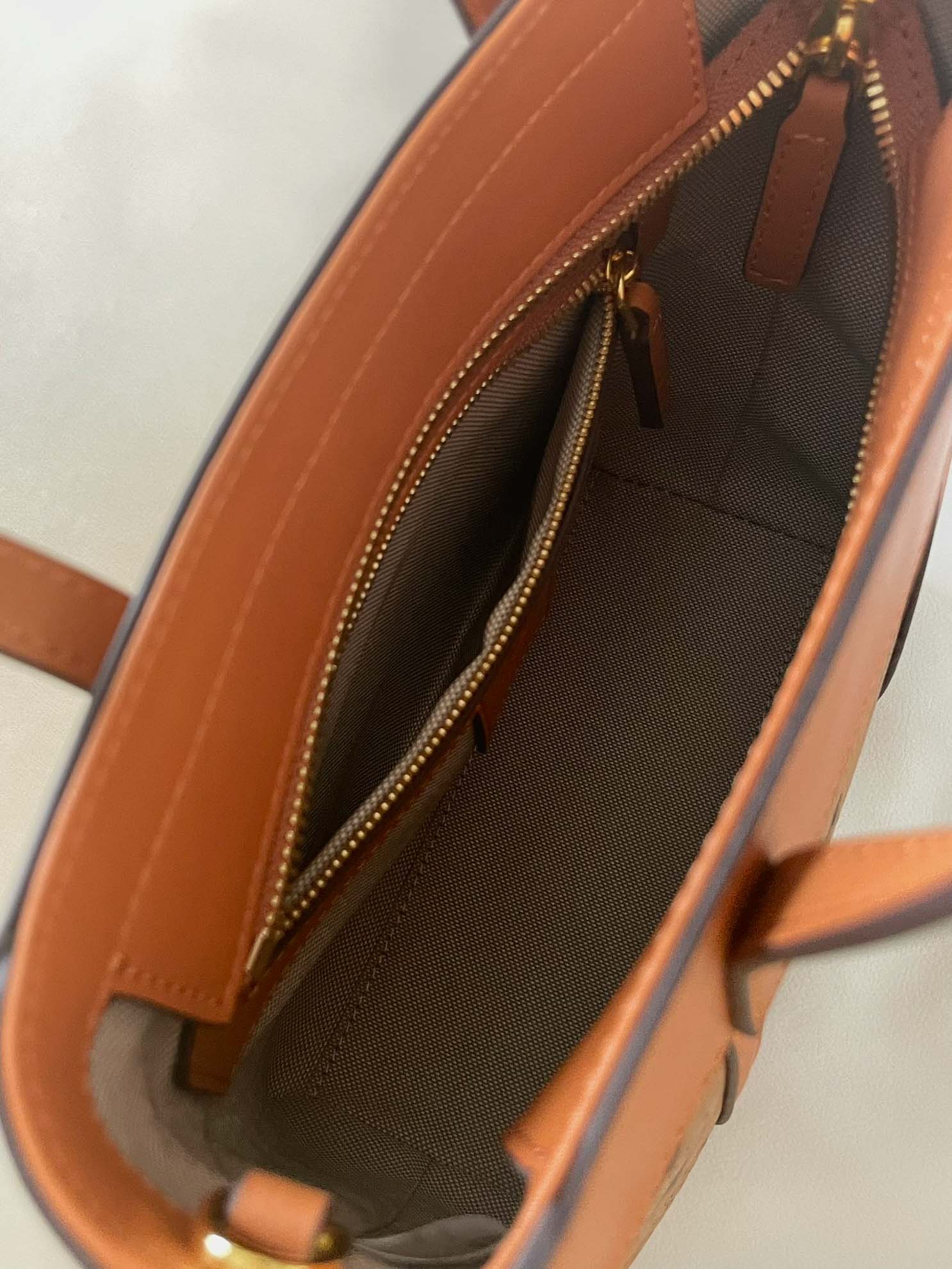 TÚI MCM Visetos Mini Aren Shopper Tote Cognac