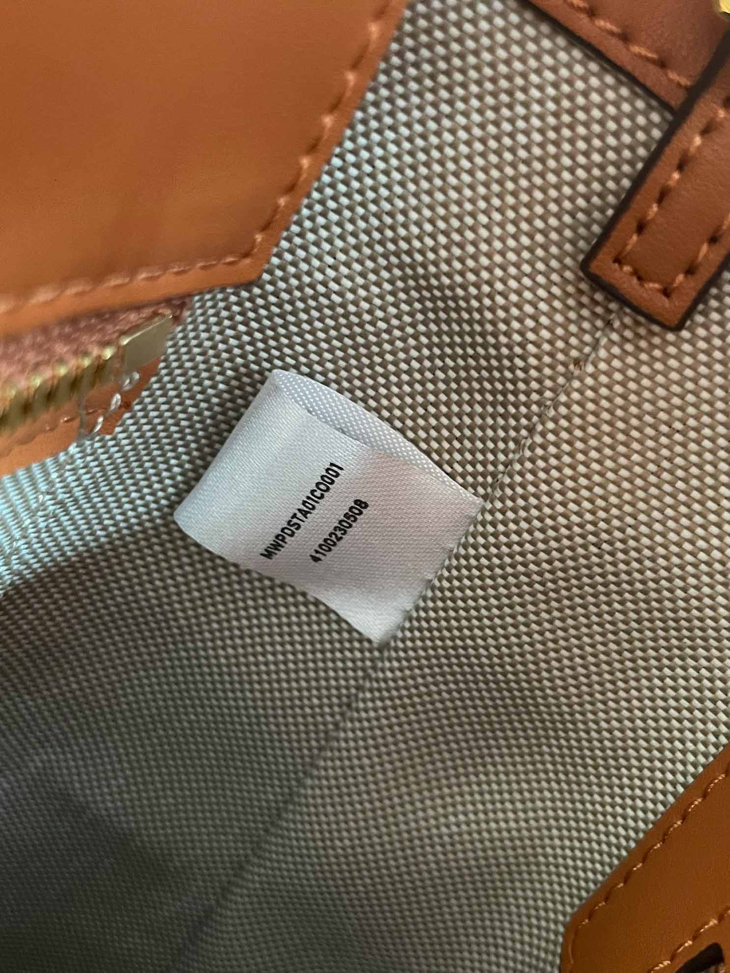 TÚI MCM Visetos Mini Aren Shopper Tote Cognac