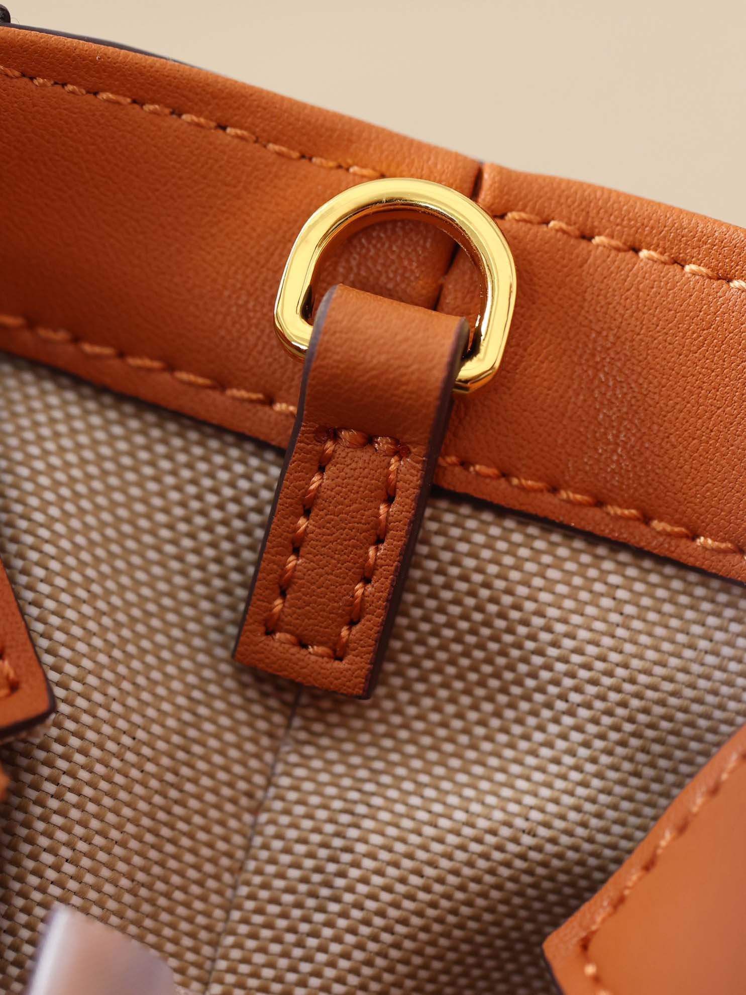 TÚI MCM Visetos Mini Aren Shopper Tote Cognac