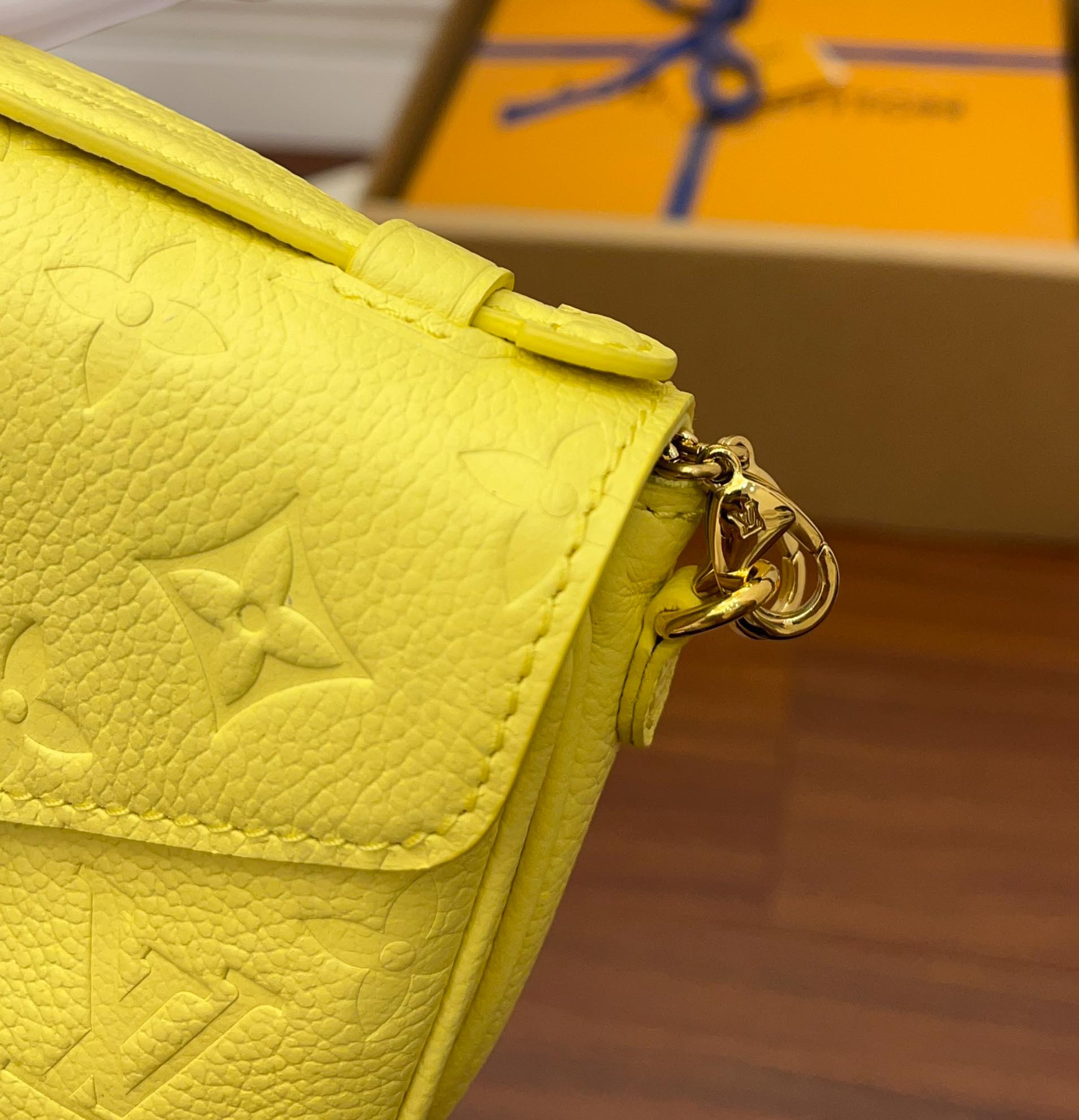 Túi Micro Métis Monogram Empreinte Yellow