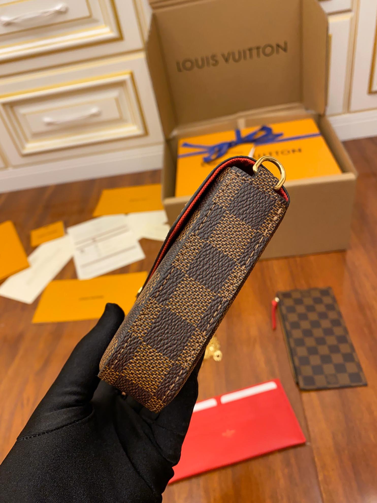 Túi Nữ Louis Vuitton Pochette Felicie Damier Ebene Cerise Red