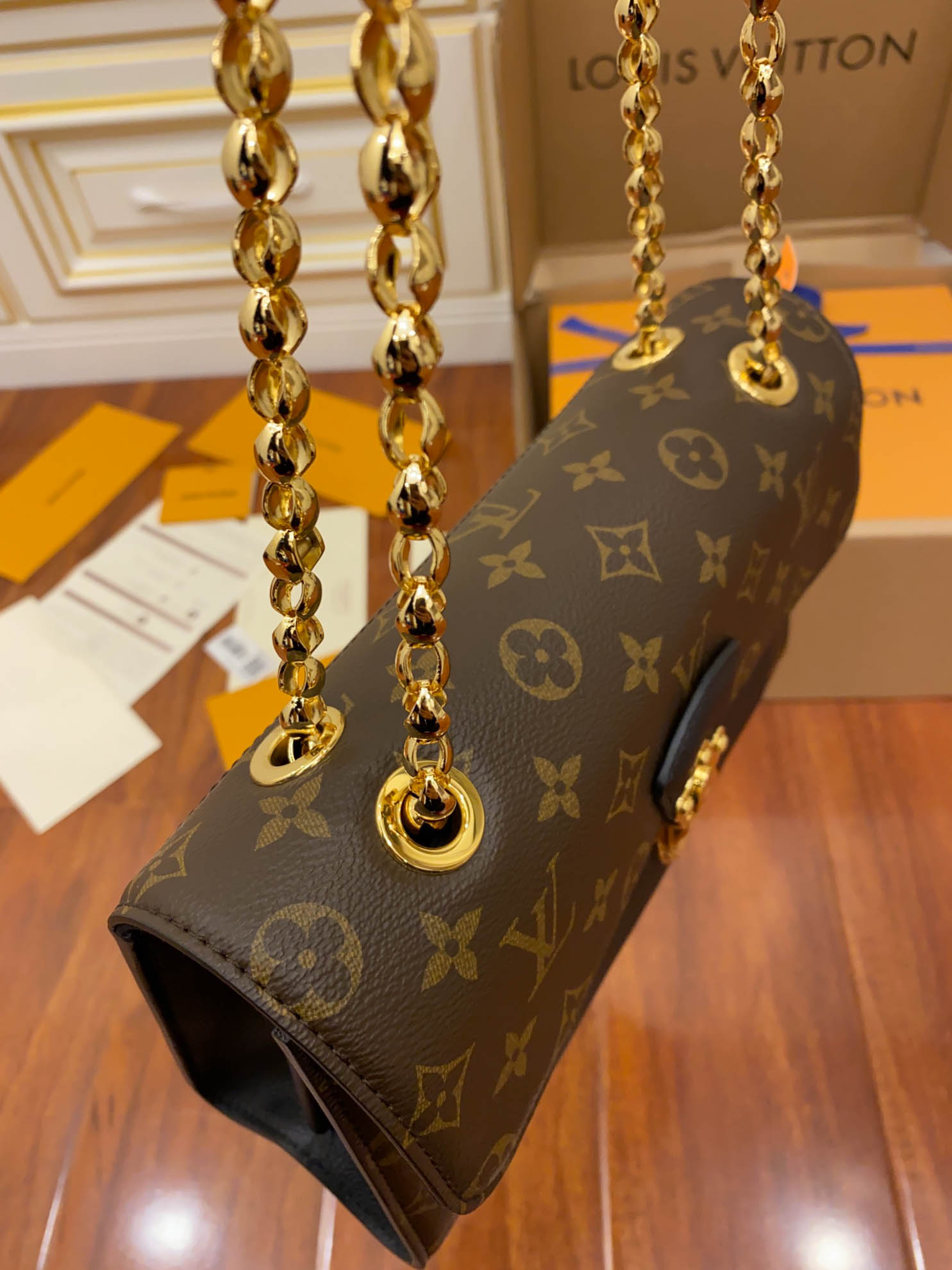 Túi Nữ Louis Vuitton Victoire Monogram Canvas 'Noir Black' 