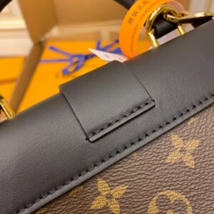 Túi xách Louis Vuitton Locky BB Black