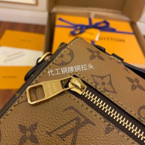 Túi Xách Louis Vuitton Monogram Canvas Pochette Metis