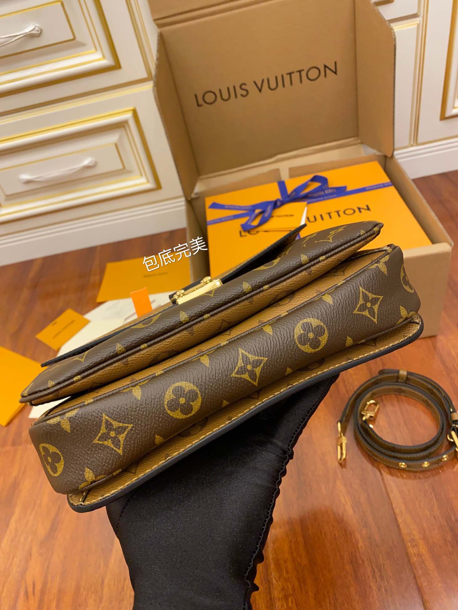 Túi Xách Louis Vuitton Monogram Canvas Pochette Metis 