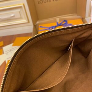 Túi Xách Louis Vuitton Pochette Accessoires Monogram