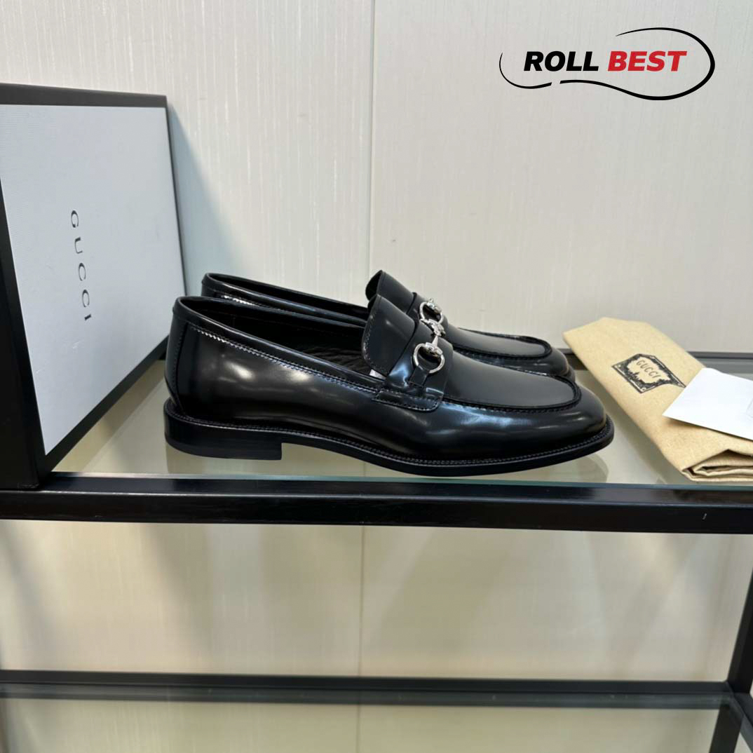 Giày Gucci Loafer Đen Da Trơn Khóa Bạc Ngang