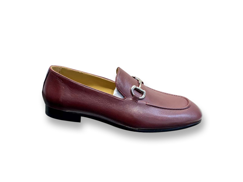 Giày Gucci Loafer Nâu Đỏ Da Nhăn Khóa Bạc Ngang