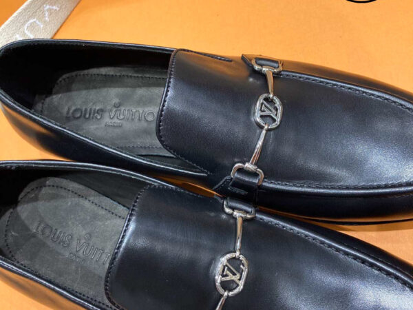 Giày Louis Vuitton Loafer LV Club Da Trơn Đen