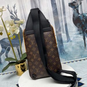 Louis Vuitton Avenue Slingbag NM Radiant Sun