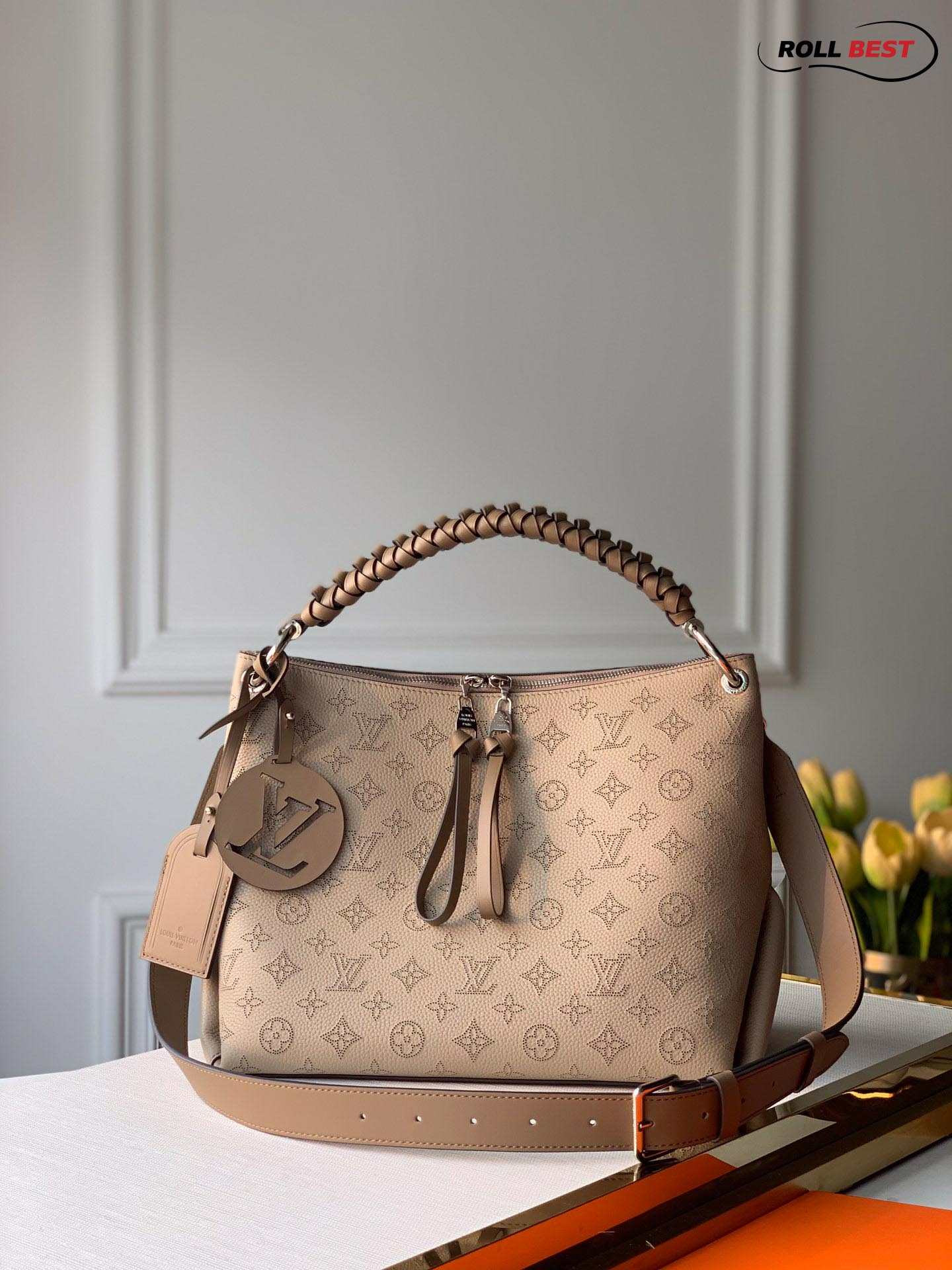  Louis Vuitton Beaubourg Hobo MM Mahina Beige Leather