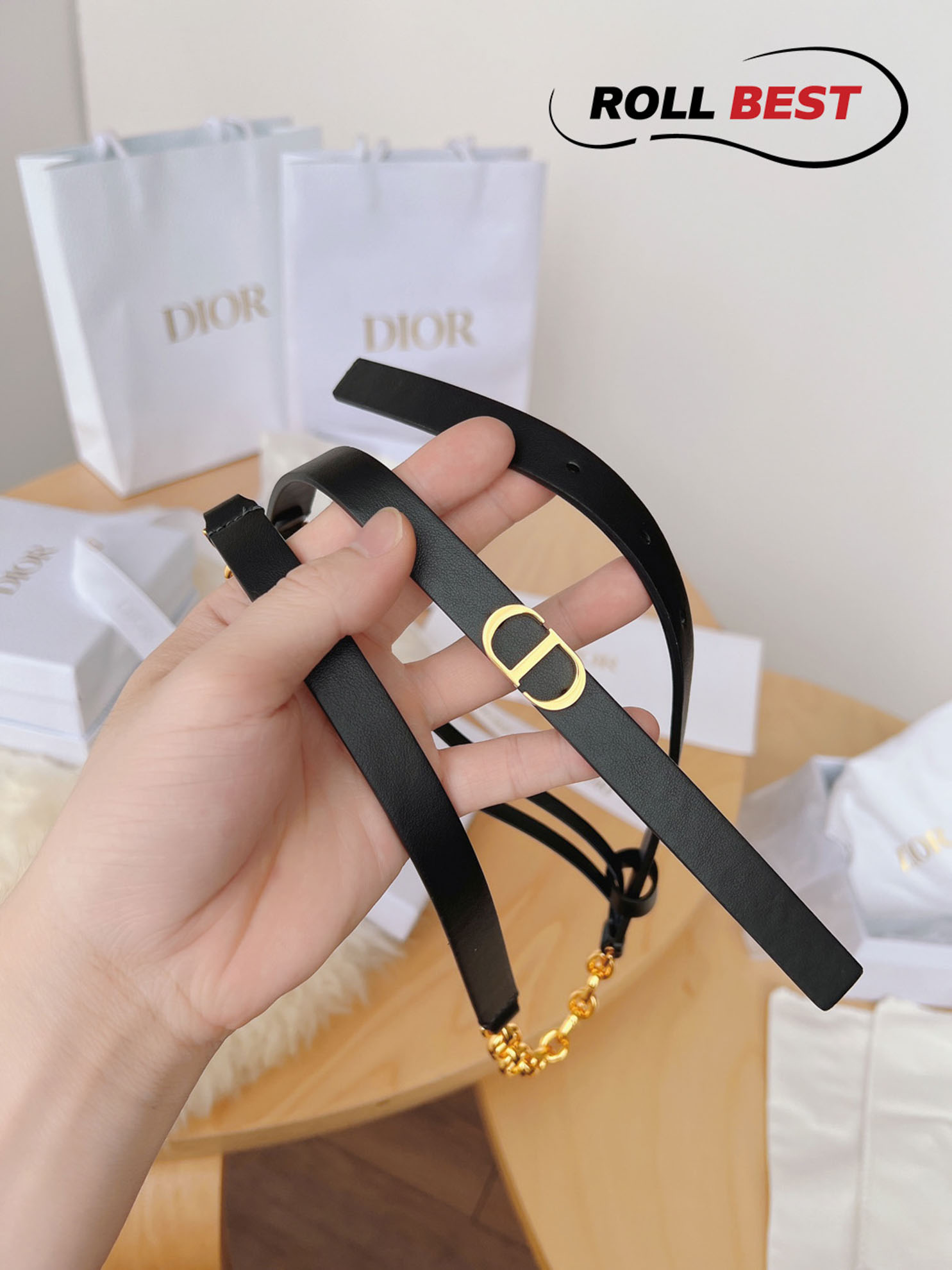 Thắt Lưng Dior Da Đen Trơn Phối Chuỗi Xích Khóa Logo CD Gold