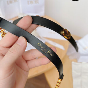 Thắt Lưng Dior Da Đen Trơn Phối Chuỗi Xích Khóa Logo CD Gold