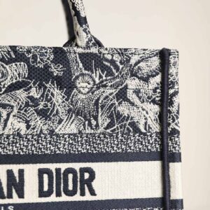 Túi Dior Book Tote Oblique Họa Tiết Đậm