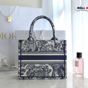 Túi Dior Book Tote Toile de Jouy Embroidery Blue