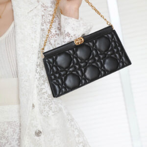 Túi Dior Caro Colle Noire Clutch With Chain Black Cannage Lambskin