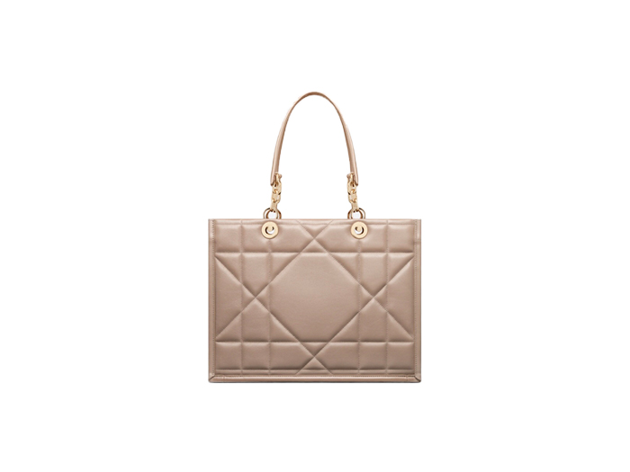 Túi Dior Essential Tote Bag ‘Hazelnut Archicannage Calfskin’