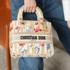 Túi Dior Lady D-Lite Bag Màu Be Multicolor Hibiscus Embroidery