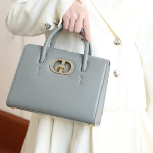 Túi Dior ST Honore Tote Latte Grained Calfskin-Blue