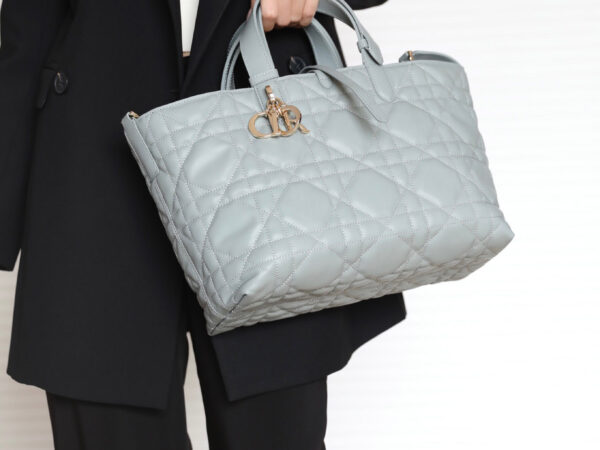 Túi Dior Toujours Bag Stone Gray Macrocannage Calfskin
