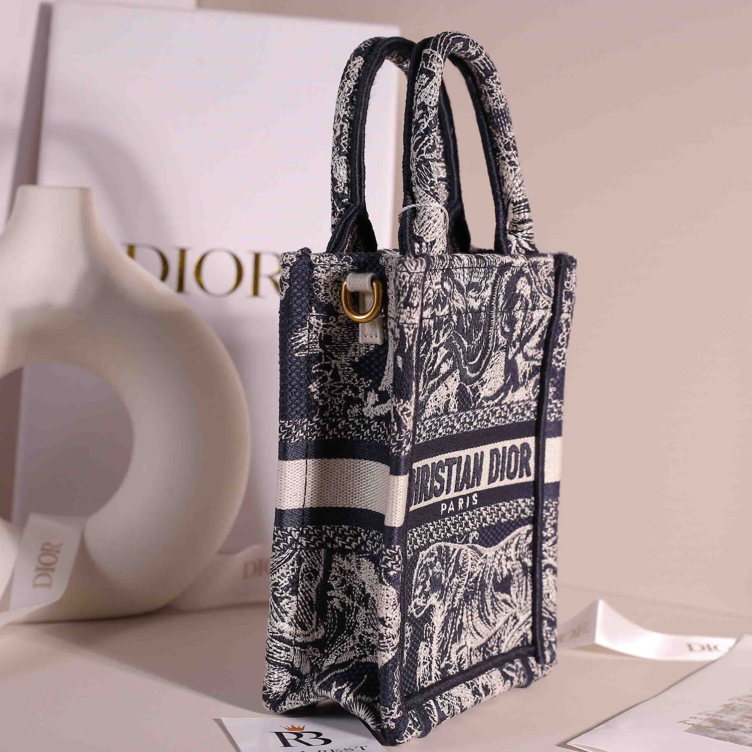 Túi Mini Dior Book Tote Phone Bag Blue Tiger Toile De Jouy Reverse