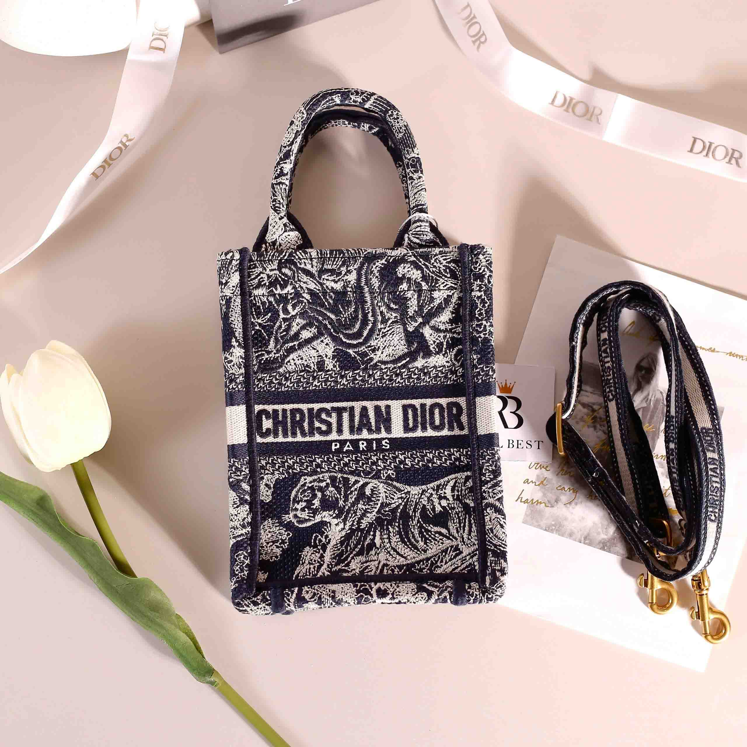 Túi Mini Dior Book Tote Phone Bag Blue Tiger Toile De Jouy Reverse