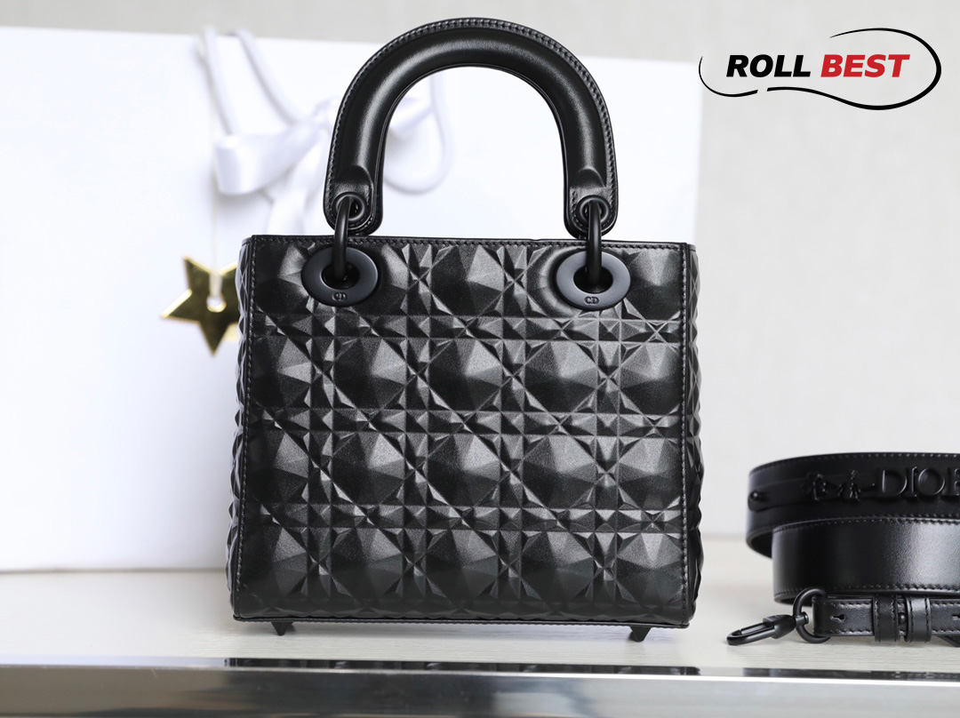 Túi Small Lady Dior Bag Màu Đen Diamond Cannage Calfskin