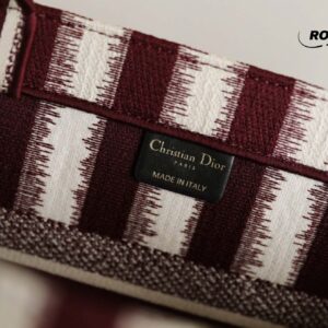 Túi Xách Christian Dior Book Tote Đỏ Sọc Trắng