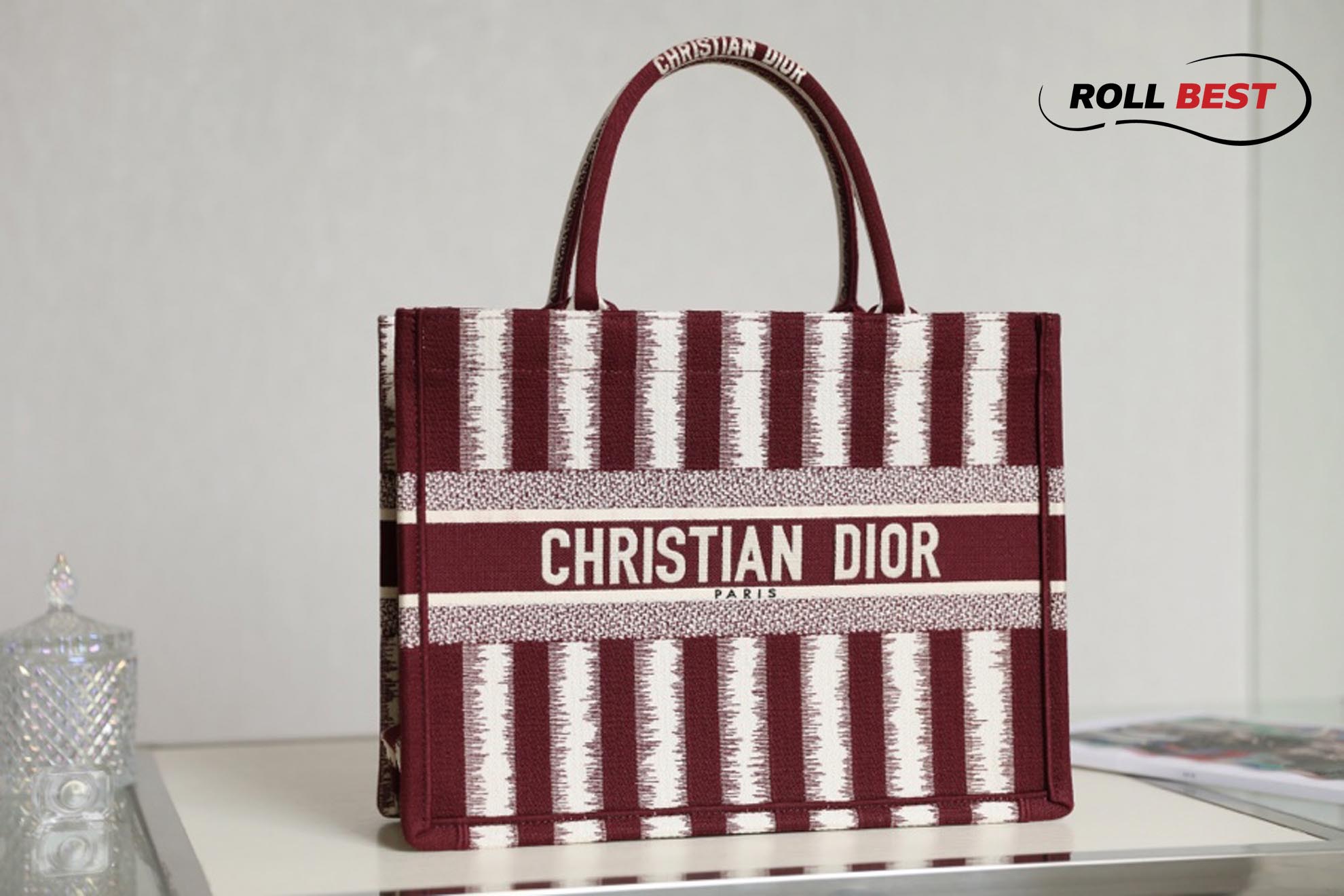 Túi Xách Christian Dior Book Tote Đỏ Sọc Trắng