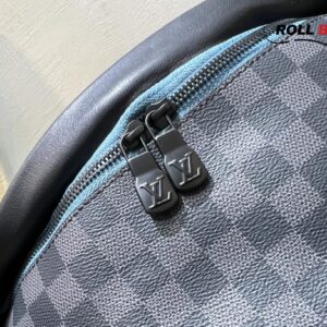 Louis Vuitton Damier Graphite Canvas Discovery Bumbag