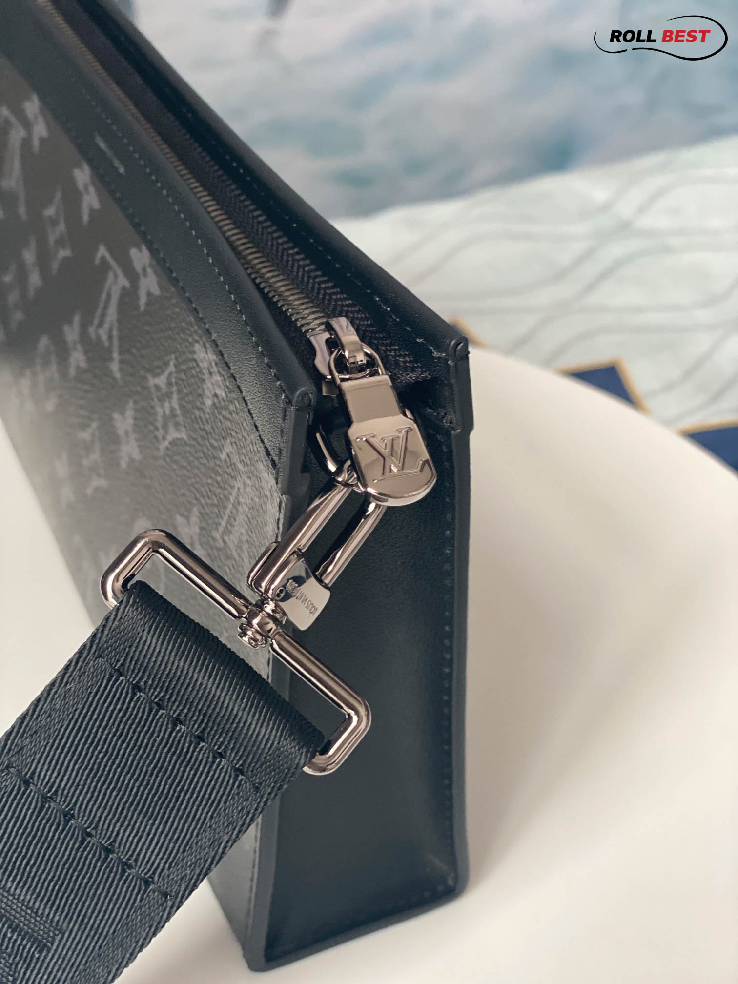 Túi Louis Vuitton Gaston Wearable Wallet 'Monogram Eclipse'