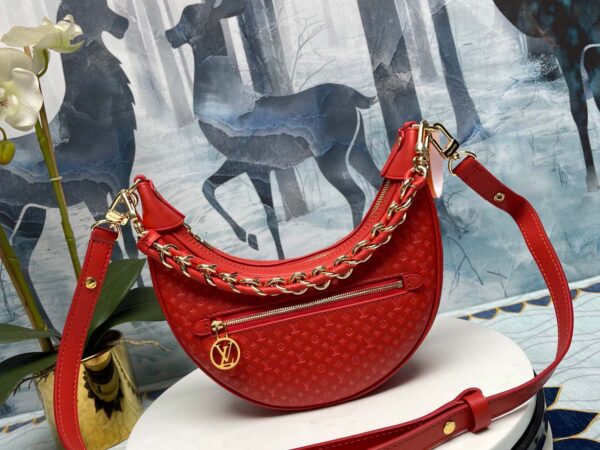 Túi Louis Vuitton Loop Baguette Bag ‘Red’