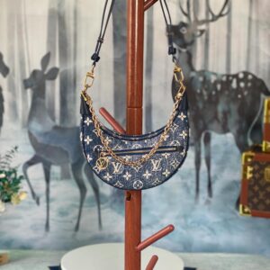 Túi Louis Vuitton Loop Baguette Handbag Denim Jacquard Navy Blue