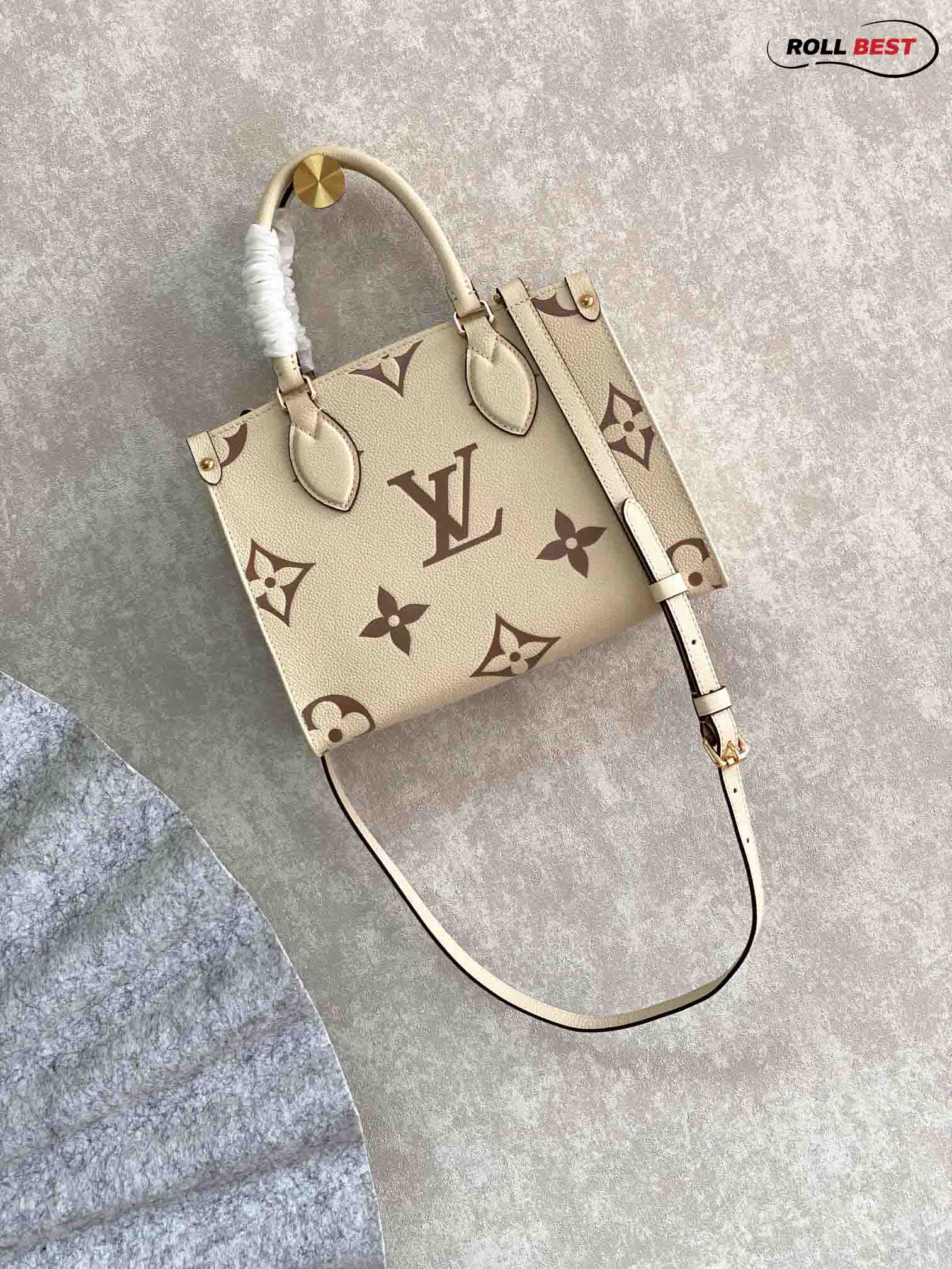 Túi Louis Vuitton Onthego PM Shoulder Crossbody Tote Bag Cream