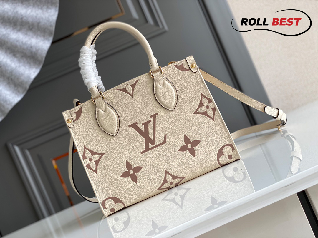 Túi Louis Vuitton Onthego PM Shoulder Crossbody Tote Bag Cream