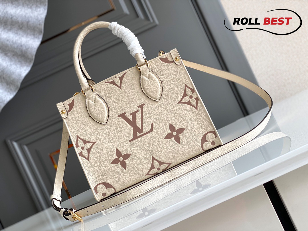 Túi Louis Vuitton Onthego PM Shoulder Crossbody Tote Bag Cream