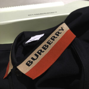 ao-polo-burberry-black-logo-printed